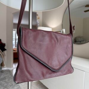 Elegant Vintage Burgundy Leather Shoulder Bag